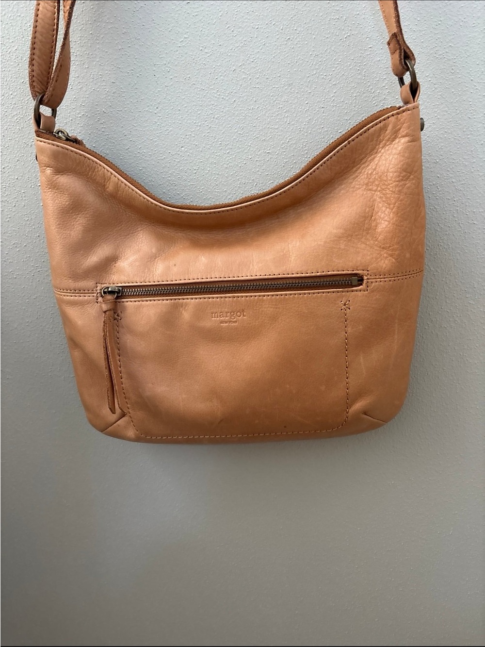 Margot Leather Shoulder Bag in Caramel very soft